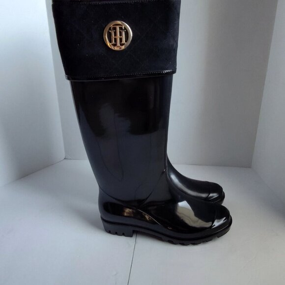 Ladies SZ 7M Tommy Hilfiger Black Rain Boot - Picture 2 of 5